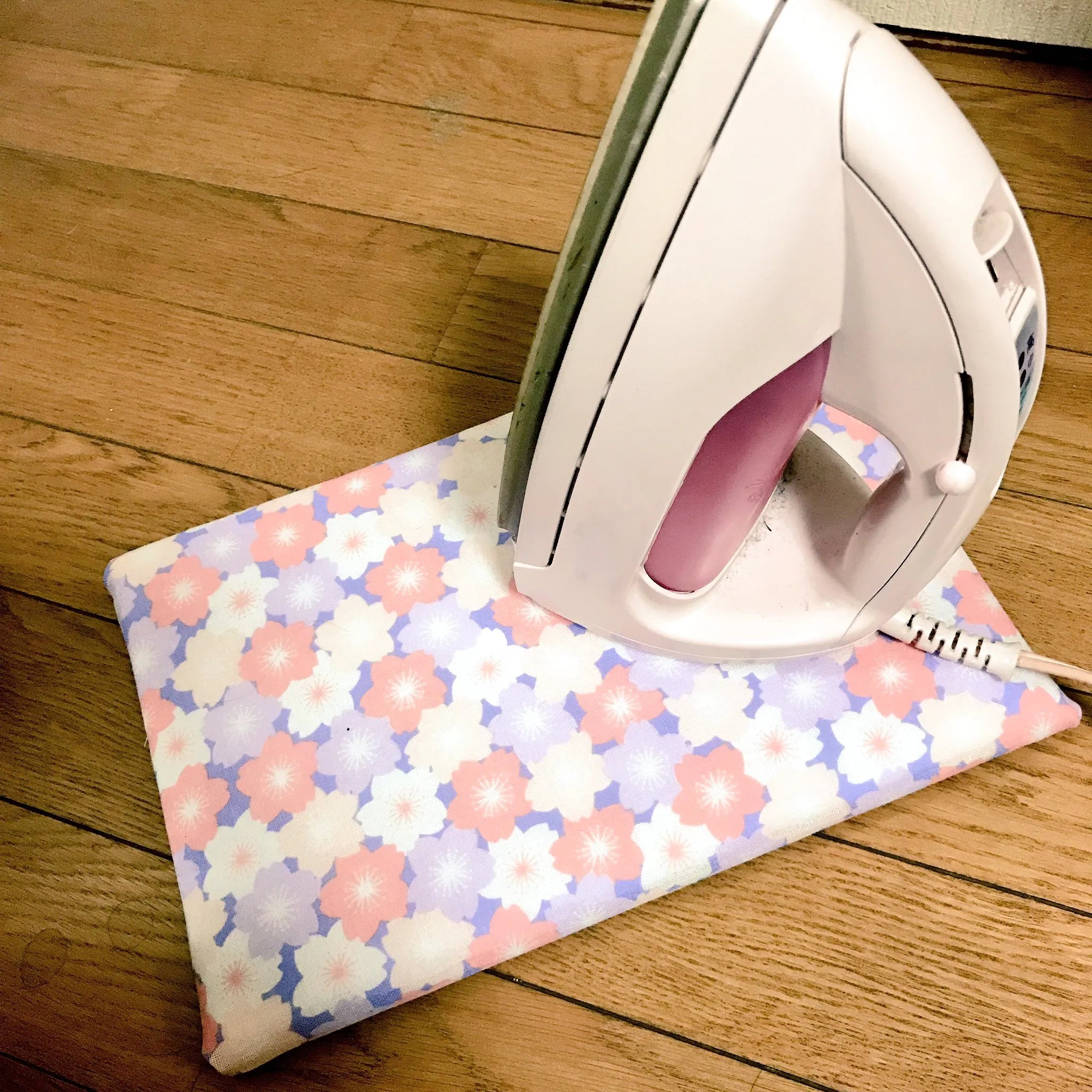 オンラインショップでアイロン台を購入する